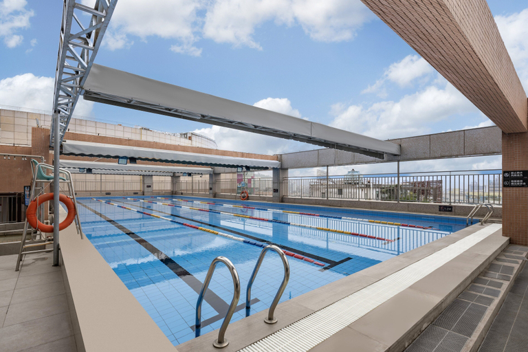 Outdoor pool, yangjiangshibailiyichengjiudian, Yangjiang