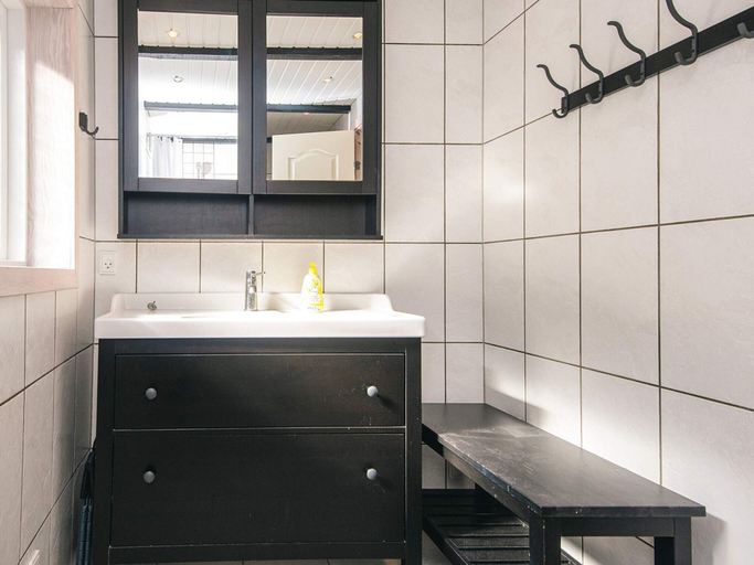 Bathroom, 6 Person Holiday Home in Romo, Tønder
