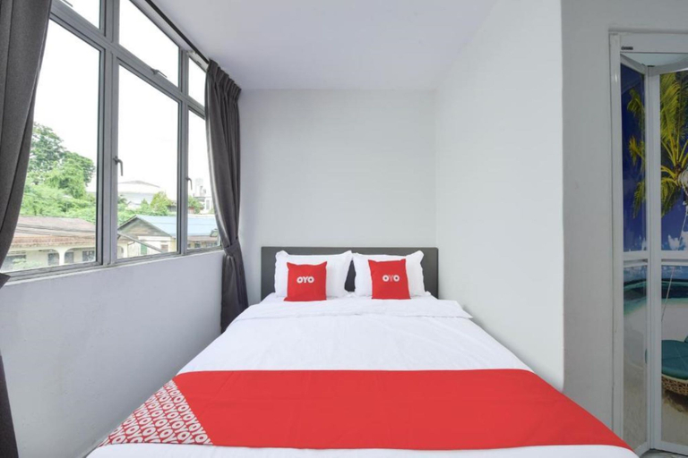 Bedroom 3, Song 99 Hotel, Kluang