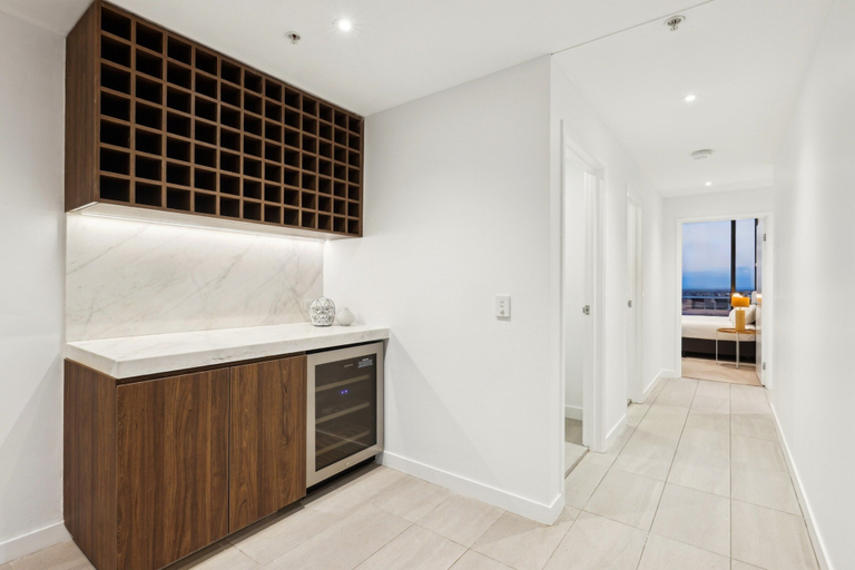 Private kitchen 3, Fortitude Valley 3-bed, Top Floor + Bridge View, Fortitude Valley