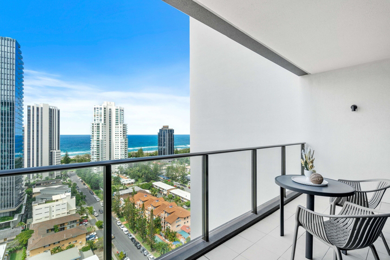 Balcony 3, Elegant 2-bed With Stunning Views, Pool, Bbq, Gym, Gold Coast