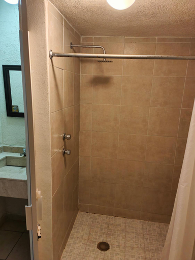 Bathroom 4, Hotel 1988 Guanajuato, Guanajuato