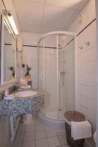 Bathroom 3, Hôtel Marais de Launay, Paris