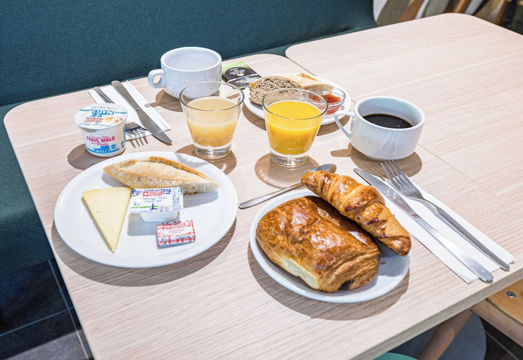 Food & Drinks 5, B&B HOTEL Annemasse Est, Haute-Savoie
