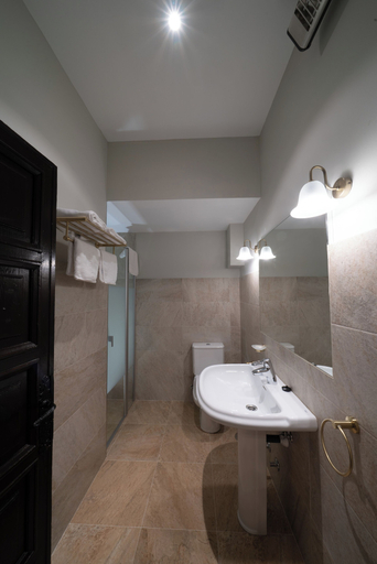 Bathroom 5, La Posada de Pradorey, Burgos