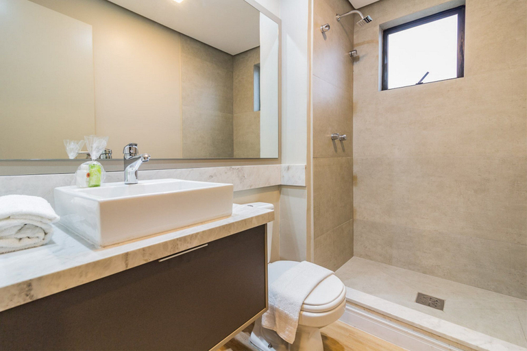 Bathroom 4, Century Park by My Way, Porto Alegre