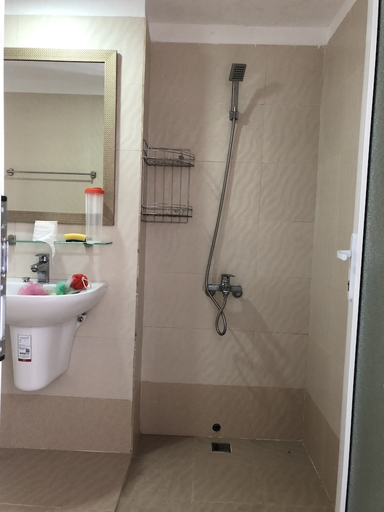 Bathroom 3, Homestay Des Amis - Ban Huu, Da Nang
