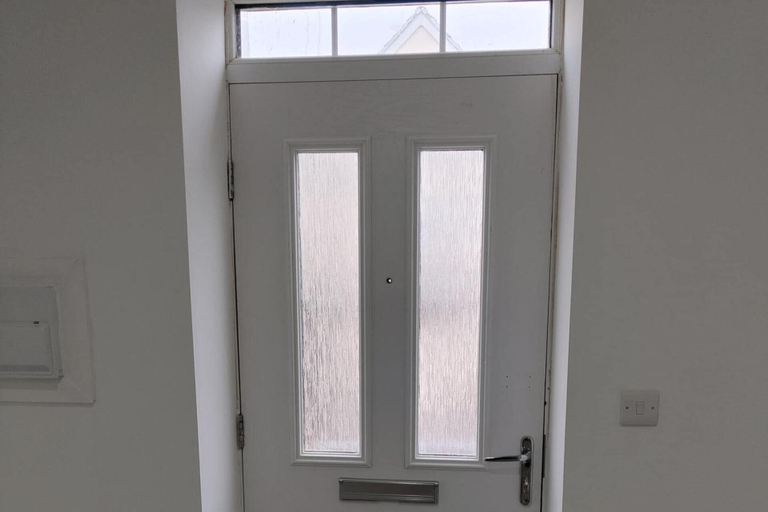 Interior 2, Southall - Sleeps 3 & Great Transport Links, London