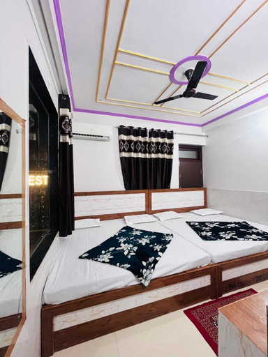 Room 5, New khandelwal Guest House, Sikar