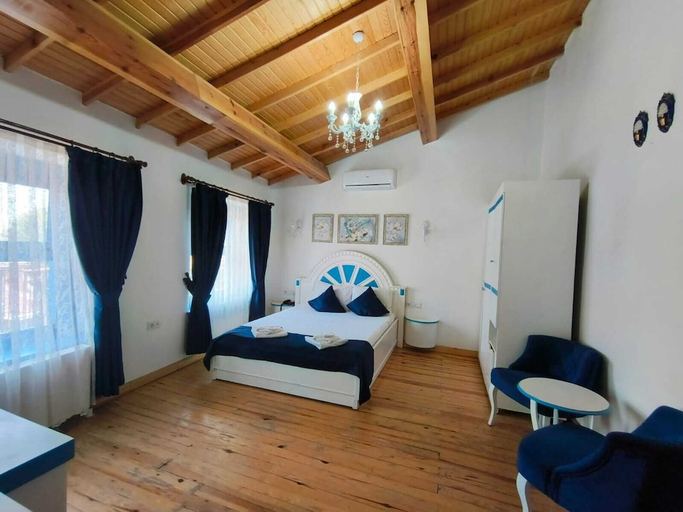 Bedroom 2, BÜYÜKADA MAVİ PALAS HOTEL, Adalar