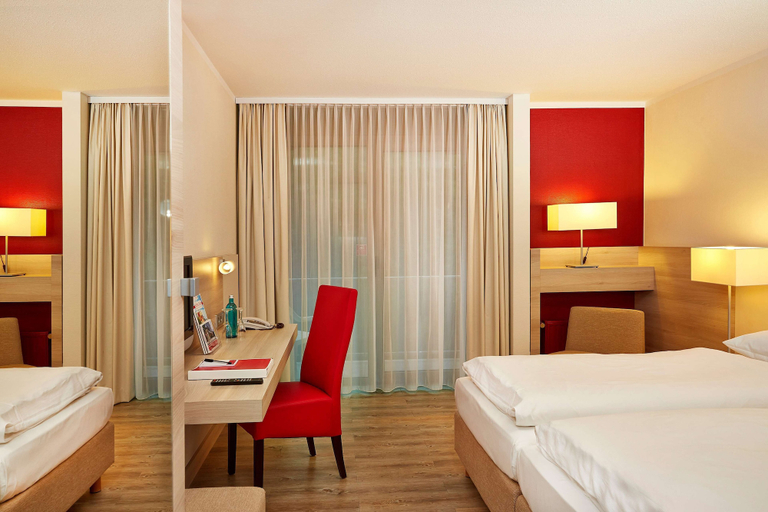 Bedroom 2, H+ HOTEL BAD SODEN, Main-Taunus-Kreis