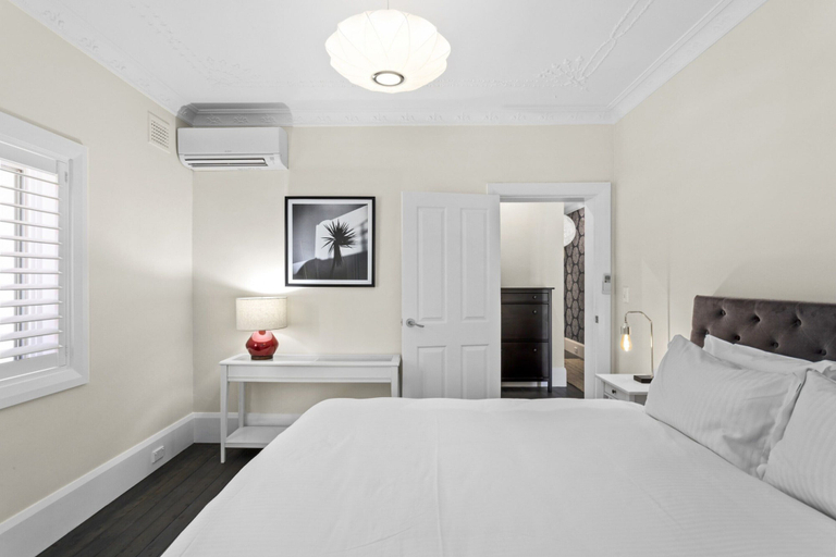 Room 3, Comfy 2-Bed Apartment with A/C throughout, Sydney