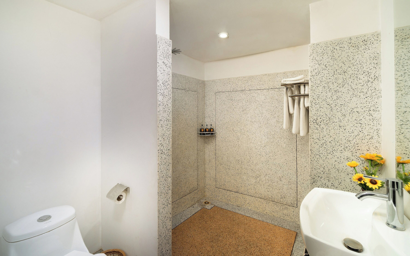 Bathroom 5, Dusit Hotel Siem Reap, Siem Reap
