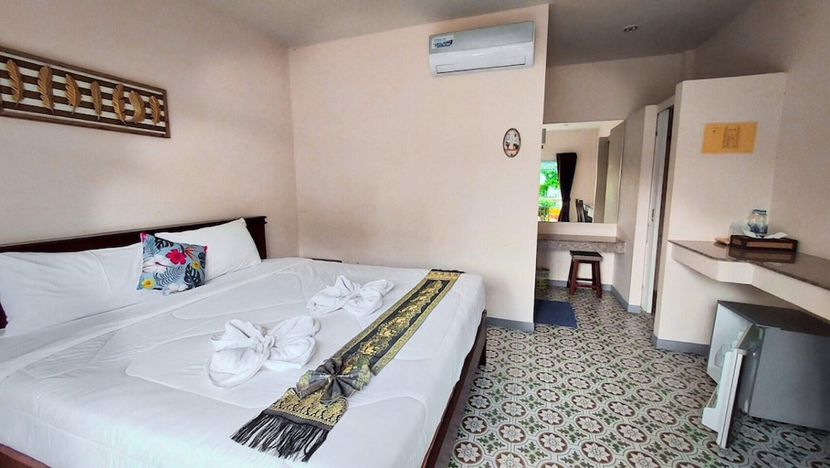 Bedroom 2, Baanloksouylokchay, Hua Hin