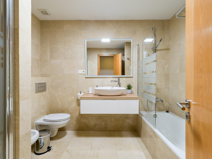 Bathroom 3, Apartment in Las Palmas near Playa de Las Canteras, Las Palmas