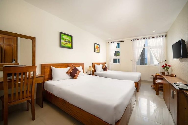 Bedroom 2, ELC BEACH HOTEL, Da Nang