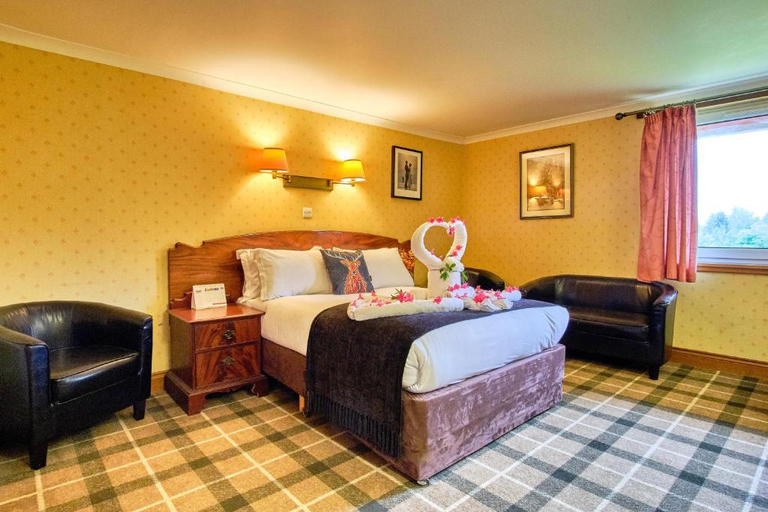 Bedroom 3, Muthu Ben Doran Hotel, Stirling