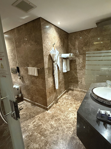 Bathroom 5, AL Rahden Hotel, Riyadh