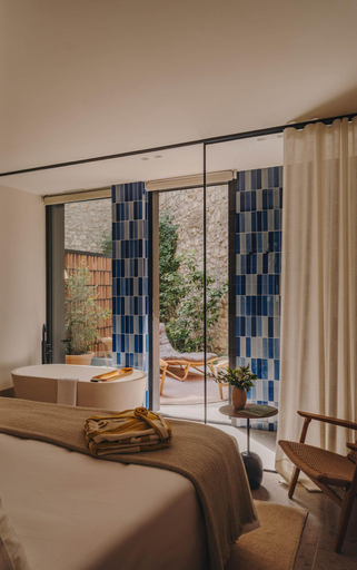 Bedroom 3, Hotel Palau Fugit, Girona