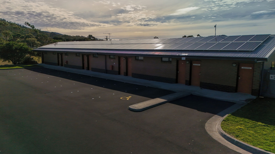 Exterior & Views 2, Foreshore Hotel, Clarence