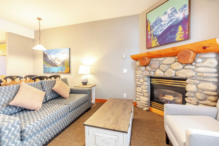 Others 4, Lizard Creek Lodge, East Kootenay