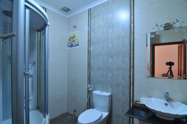 Bathroom 4, Chau Tran Hotel, Vũng Tàu