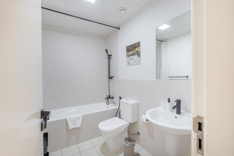 Others 3, Stylish and Spacious Apartment in Vibrant JVC Dubai, Dubai