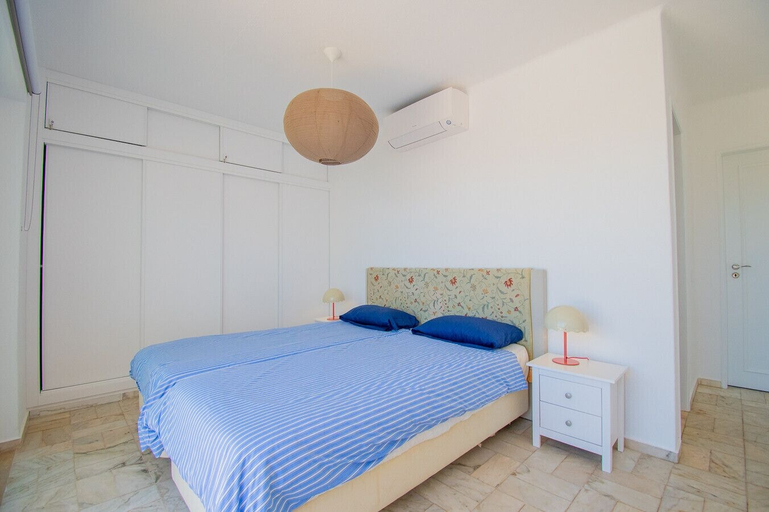 Room 2, Rua do Paraiso 15 in Carvoeiro, Lagoa