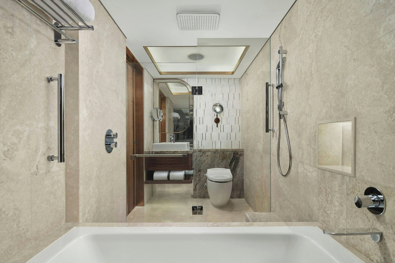 Bathroom 5, Sari Pacific Jakarta, Autograph Collection, Central Jakarta