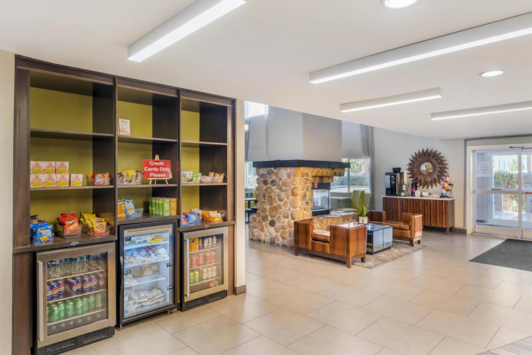 Food & Drinks 5, Best Western Plus Wenatchee Downtown Hotel, Chelan