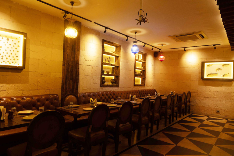 Food & Drinks 5, New Hotel Broadway, Varanasi