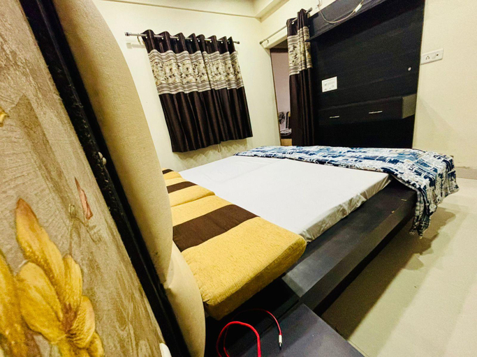 Bedroom 1, Hare Krishna orchid , Mathura