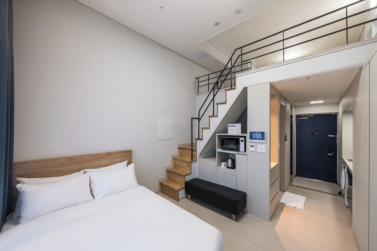 Bedroom 2, Parkview Terrace Hotel, Paju