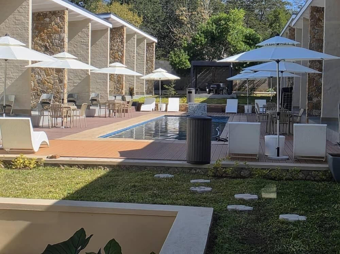 Pool 4, Savanna68 Hotel, Hwange