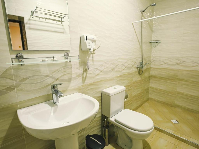 Bathroom 4, Rayyan Hotel Bukhara, Buxoro