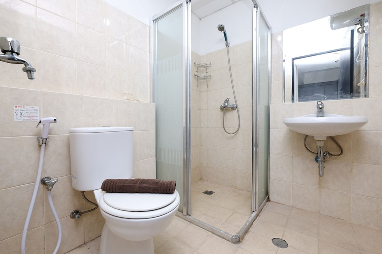 Bathroom 5, Nice And Elegant 1Br At The Wave Kuningan Apartment, Jakarta Selatan