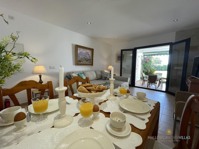 Food & Drinks, Apartment in Port de Pollenca near Llenaire Beach, Baleares