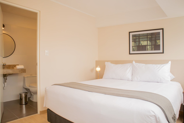 Room 2, w Cozy Bright 2BR Stay in Barranco, Lima
