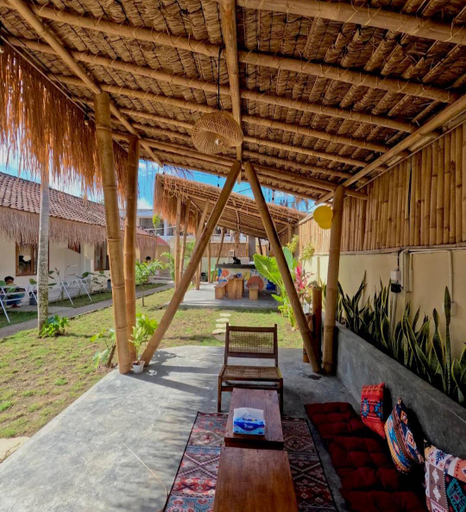 Others 3, Tiga Spies Hostel, Lombok