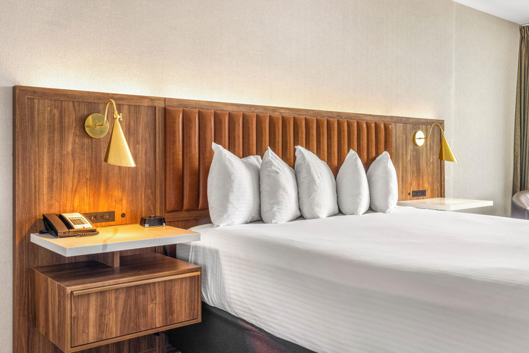 Bedroom 4, Lodge Geneva National, Walworth