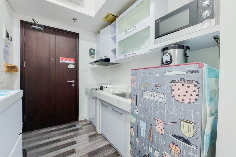 Others 3, Comfort And Enjoy Living Studio Room At Casa De Parco Apartment, Tangerang