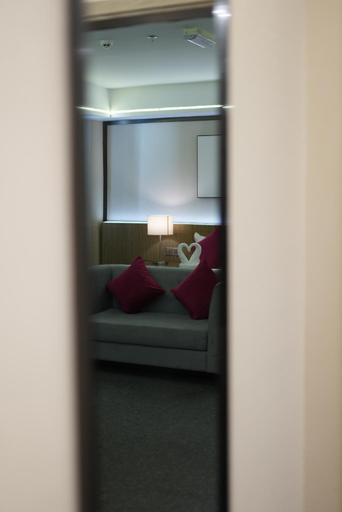 Others 5, The Airport Hotel, Seeb