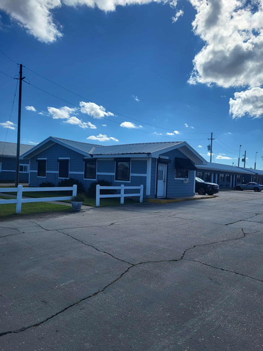 Exterior, Venice Inn, Plaquemines