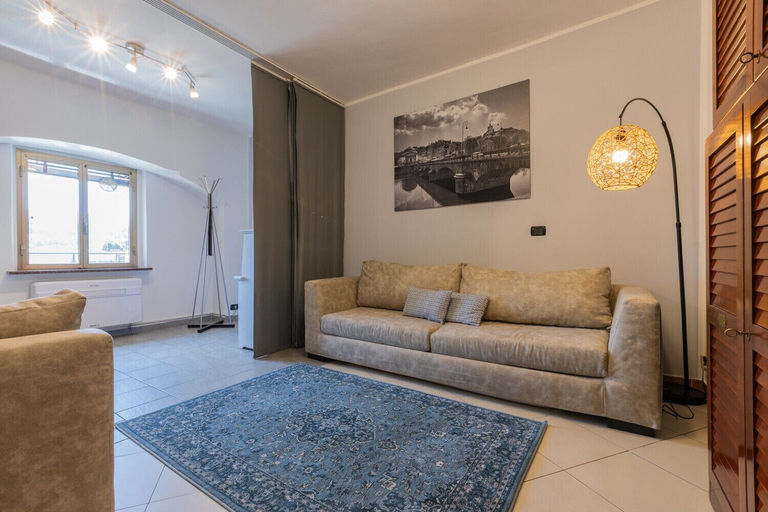 Room 3, Riflessi sul Po by Wonderful Italy, Torino