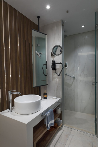Bathroom 4, Calypso Beach, South Aegean