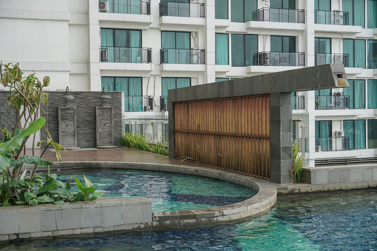 Sport & Beauty, Cozy Studio Apartment at Nine Residence connected to Mall, Jakarta Selatan