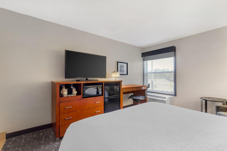 Bedroom 3, Best Western Plus Bellingham, Whatcom