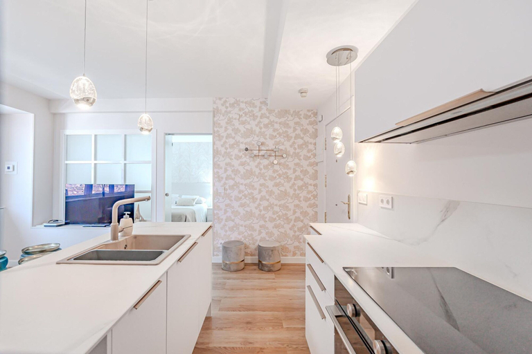 Others 2, Colon 904 in Madrid With 1 Bedrooms and 1 Bathrooms, Madrid
