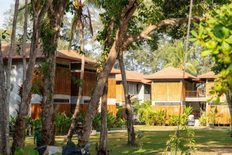 Exterior & Views 2, Long Beach Chalet, Ko Lanta