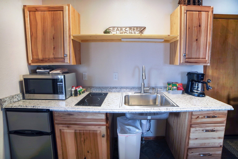 Private kitchen, Lazy R Cottages: 18 1 Bedroom Cabin, Larimer